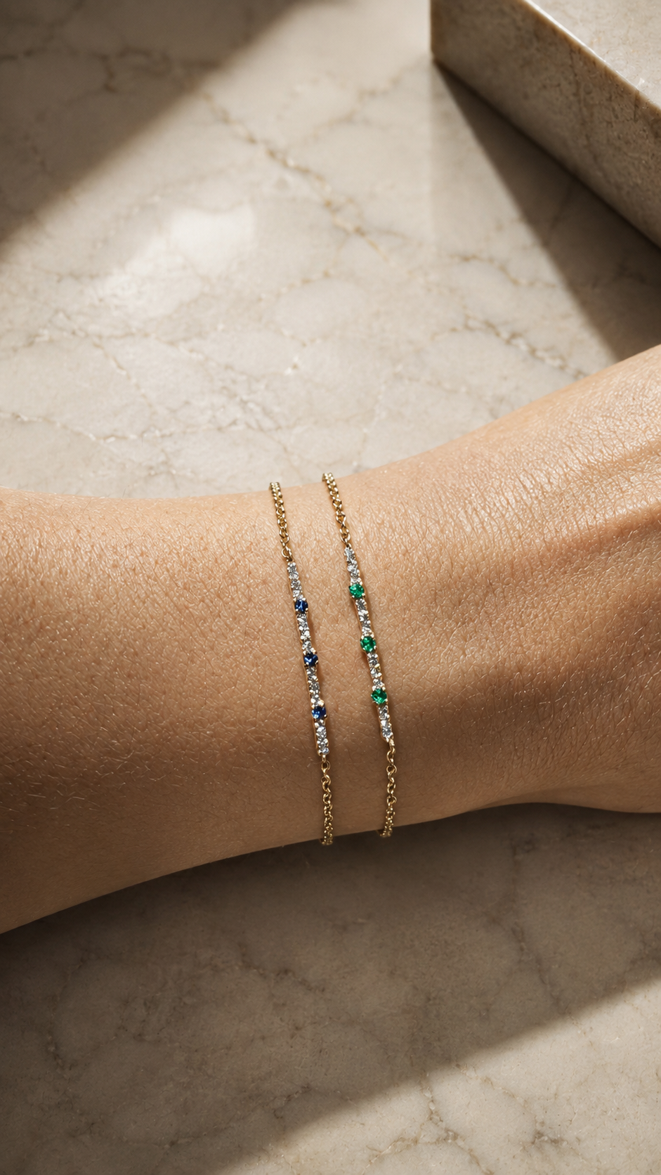 Emerald and Diamonds Bar Chain Bracelet