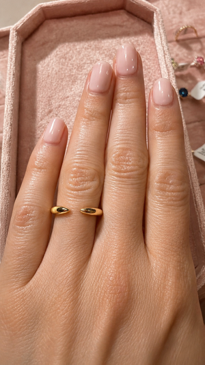 Gold Claw Ring